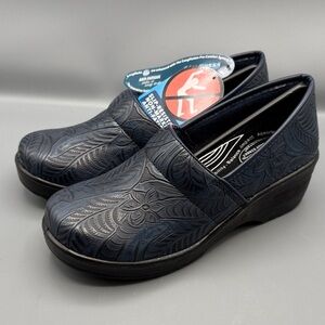 Easy Works By Easy Street Lyndee Slip-On